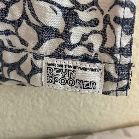 Janie and Jack: Boys Palm Tree Button Down Shirt Size 4 - Picture 3 of 4